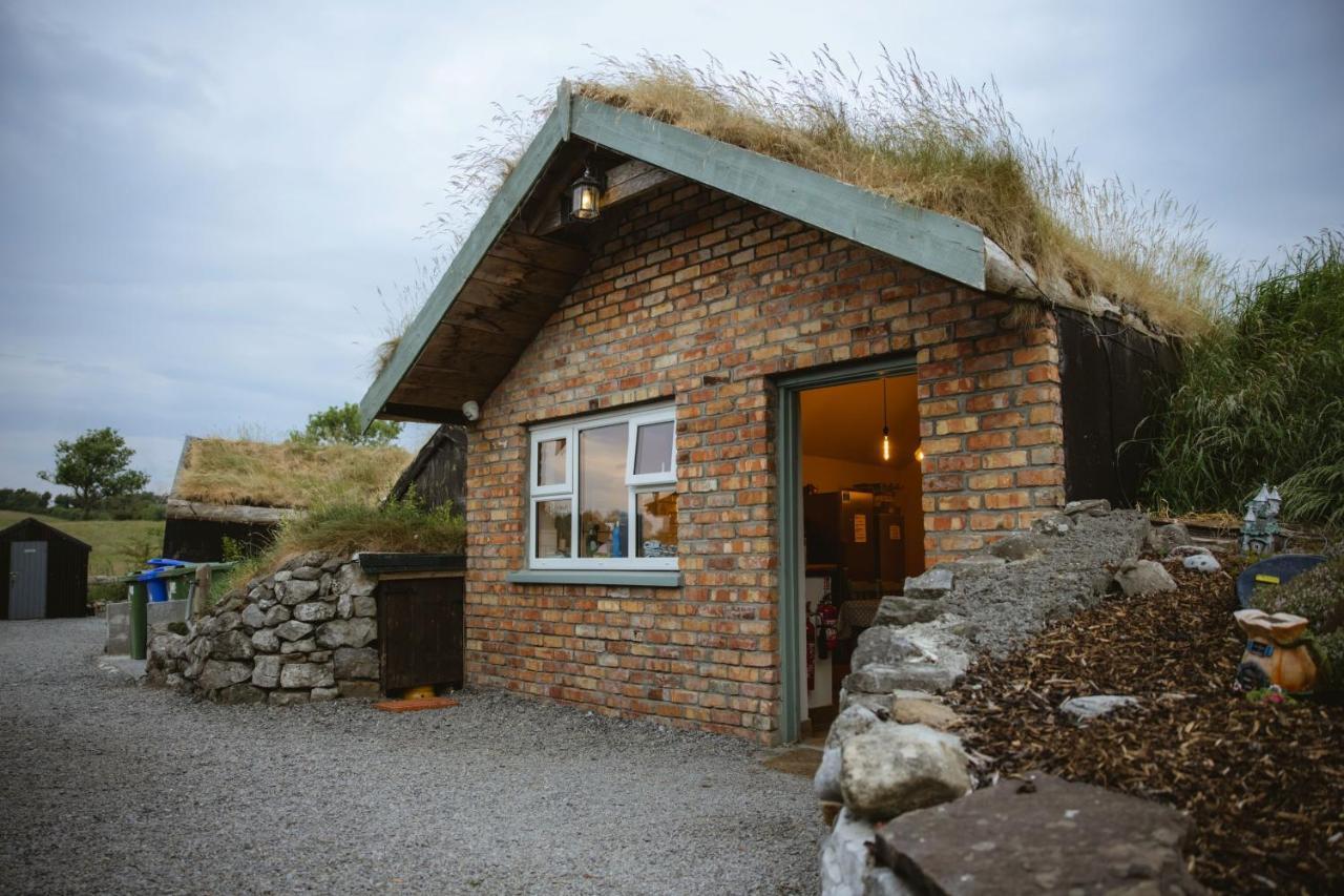 Mayo Glamping Castlebar Eksteriør bilde