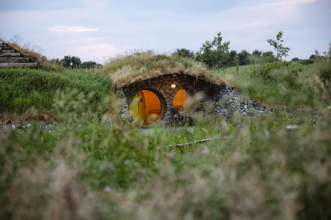 Mayo Glamping Castlebar Eksteriør bilde